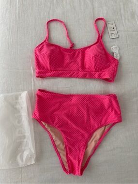 Cupshe Textured Bralette & High Waist Bikini Set
